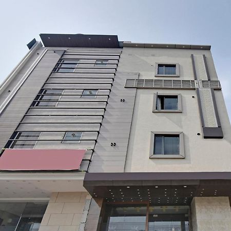 Oyo 72989 J K Classic أمريتسار المظهر الخارجي الصورة